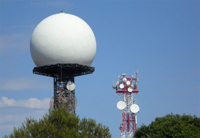 輕量化電磁屏蔽材料針孔網(wǎng)在雷達(dá)天線罩屏蔽和電磁防護(hù)應(yīng)用方向介紹