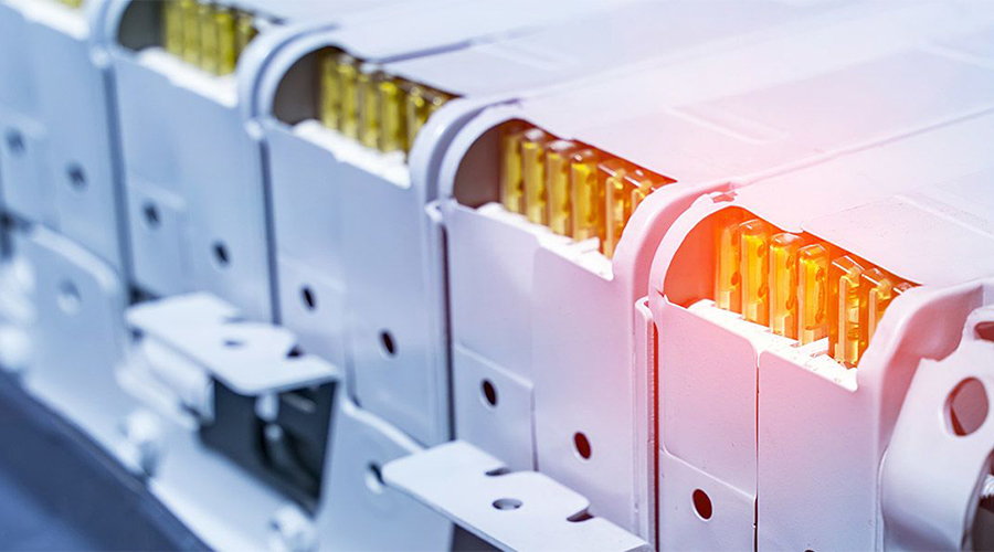 一種適用于大容量?jī)?chǔ)能設(shè)備電化學(xué)儲(chǔ)能電池艙的SVT水性和膨脹防火涂料